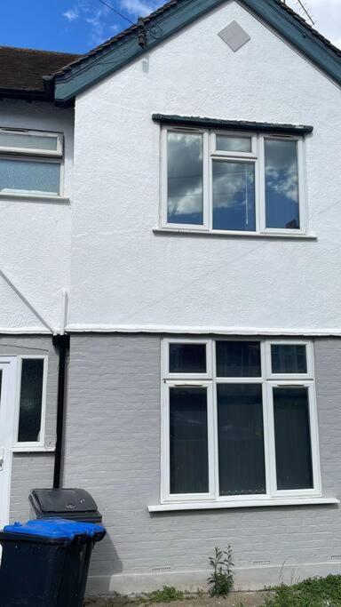5 Bed 5Mins From Wembley Stadium London Exteriör bild