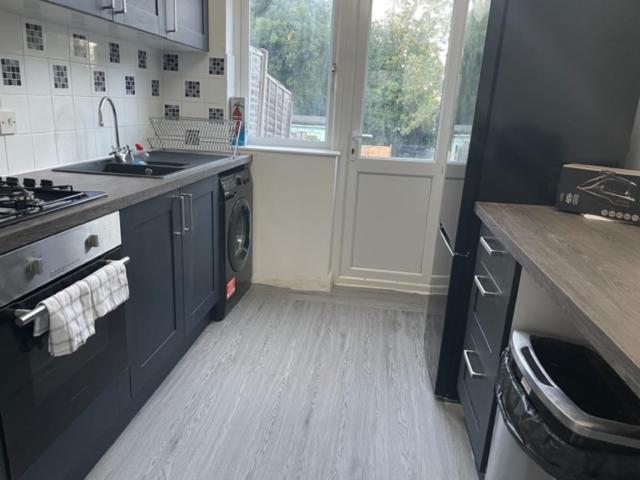 5 Bed 5Mins From Wembley Stadium London Exteriör bild