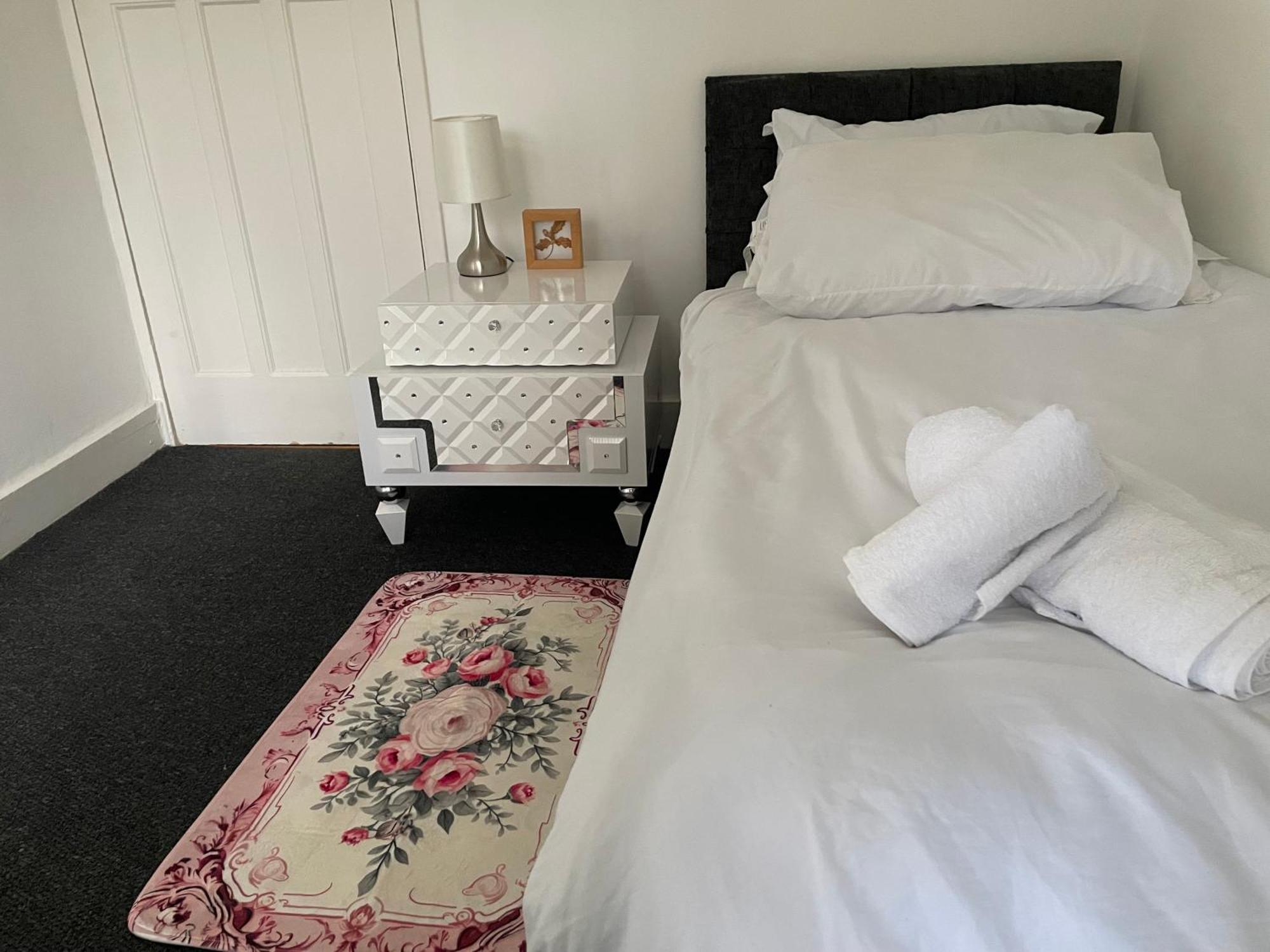 5 Bed 5Mins From Wembley Stadium London Exteriör bild
